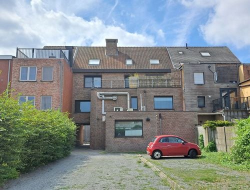                                         Immeuble d'appartements à vendre à Borsbeek, € 425.000
