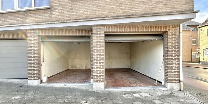 Garage à vendre à St.-Katharinastraat 132, 2870 Puurs