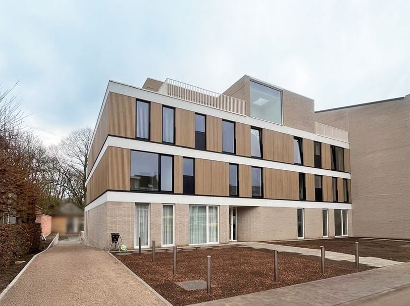 Appartement te koop
                    in 9300 Aalst