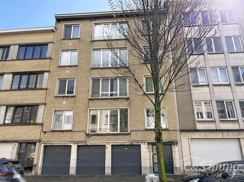 Cet appartement prêt à emménager et idéalement situé se trouve dans le quartier très prisé de Tentoonstellingswijk. Grâce à son emplacement exceptionn