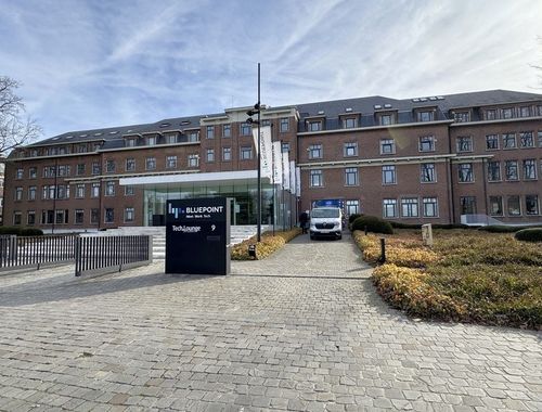                                         Kantoor te huur in Berchem, € 1.650
