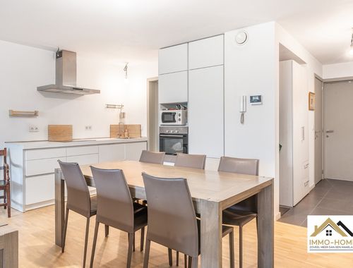                                         Gelijkvloers app. te koop in Lokeren, € 279.000
