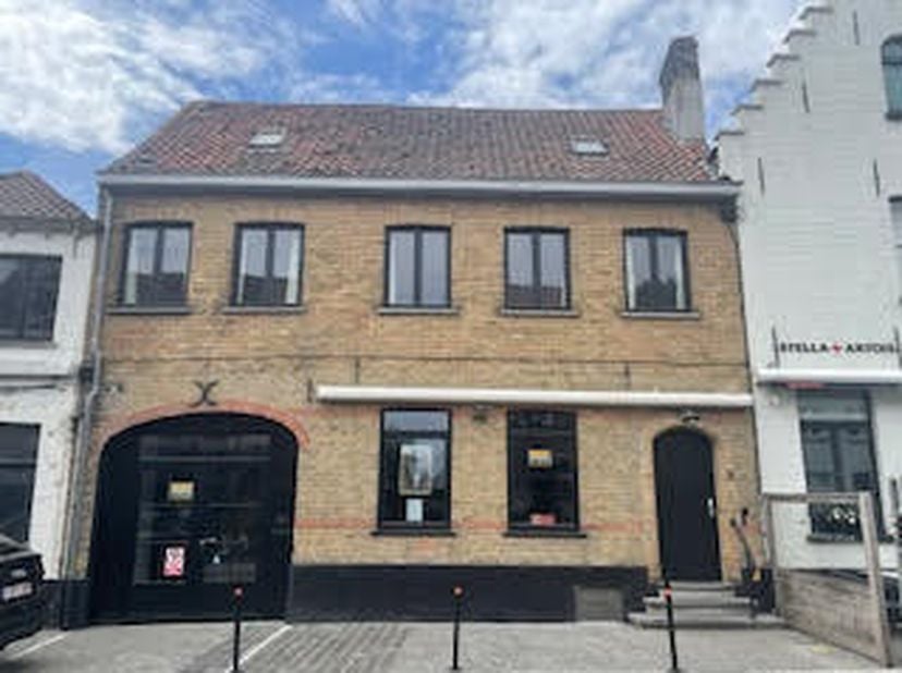 Appartement te huur in Kerkstraat 3,
                    8340 Damme