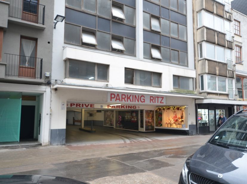Garage te huur in Wittenonnenstraat 49,
                    8400 Oostende