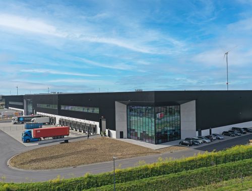                                        Entrepôt sans bureau à louer à Evergem, € 54.000
