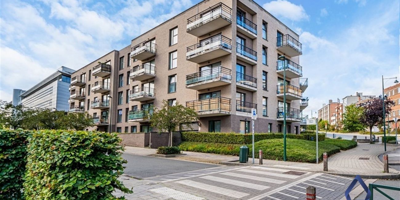 Ginette Javauxlaan 1-3 bus 32