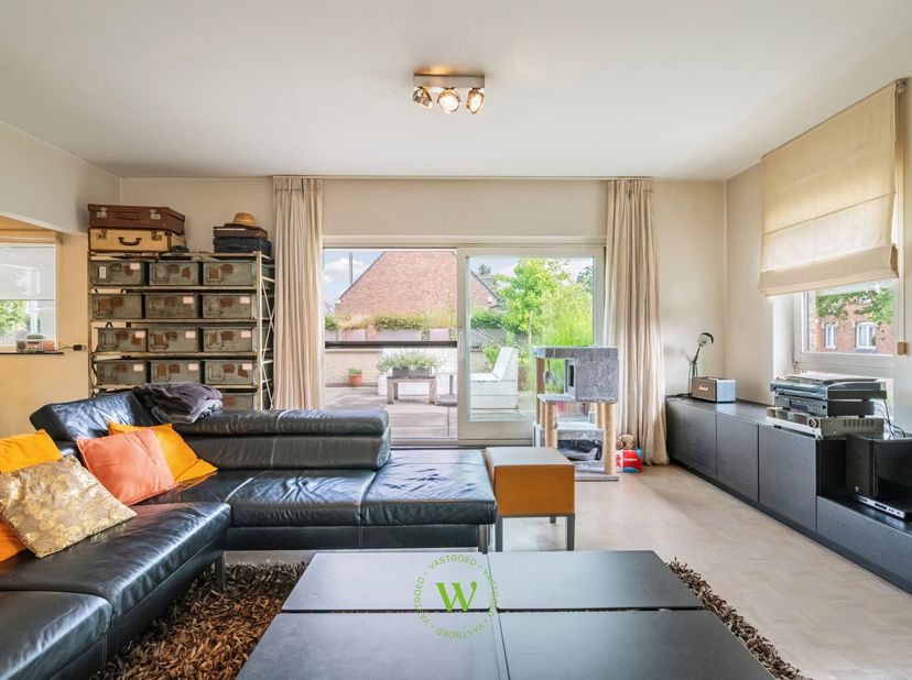 Appartement à vendre à Gaston Roelandtsplein 16,
                    8310 Assebroek