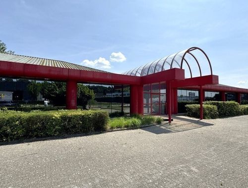                                         Bâtiment d’entreprise à louer à Westmalle, € 12.500

