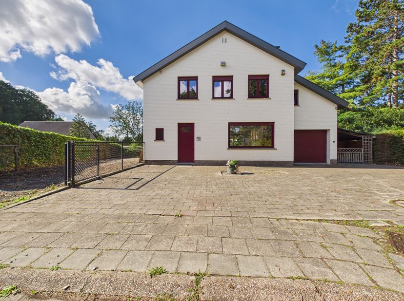 Huis te huur in Avenue des Narcisses 12,
                    1640 Sint-Genesius-Rode