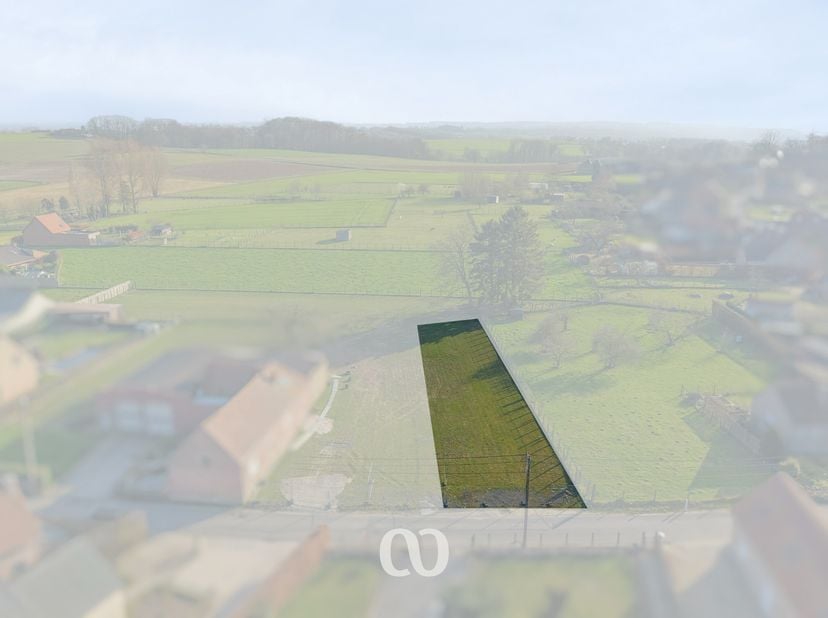 Ben je op zoek naar een rustig gelegen bouwgrond met een prachtig zicht? Dit is jouw kans!<br />
<br />
Deze bouwgrond bevindt zich in het pittoreske