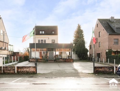                             Handelspand met woonst te koop in Vroenhoven
