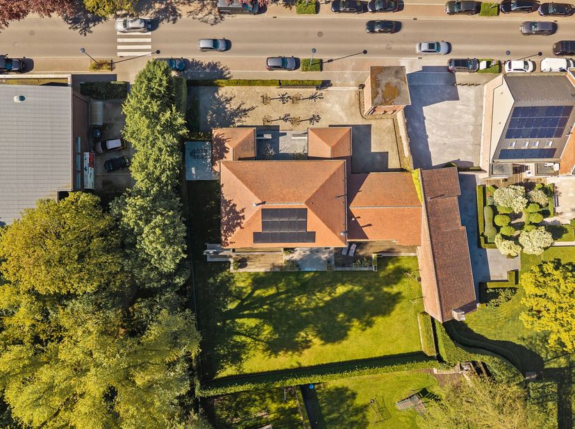 Huis te koop in Beversesteenweg 440,
                    8800 Roeselare