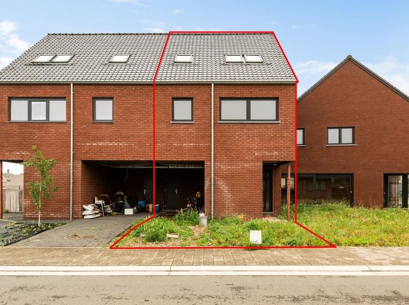 Ontdek Hofweg 8, een moderne casco-woning op een rustige en groene locatie in Pelt. Hier krijgt u de unieke kans om uw toekomstige thuis volledig naar