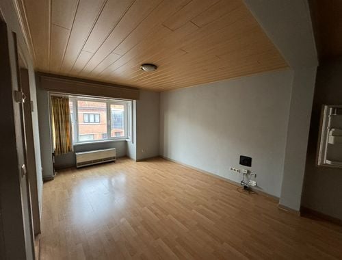                                         Appartement à louer à Knesselare, € 520
