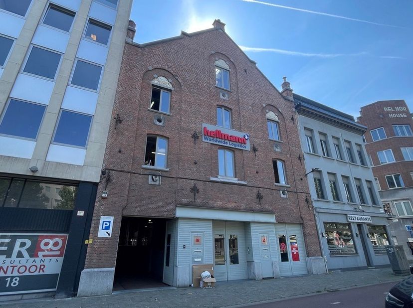 Bedrijfsvastgoed te huur
                    in 2000 Antwerpen