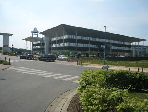                                         Bâtiment d’entreprise à louer à Mont-Saint-Guibert, € 22.500
