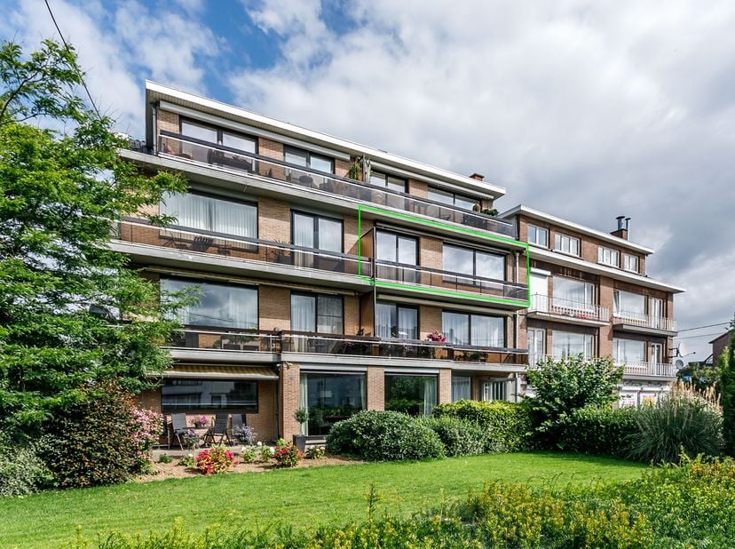Appartement à louer
                    à 3770 Vroenhoven