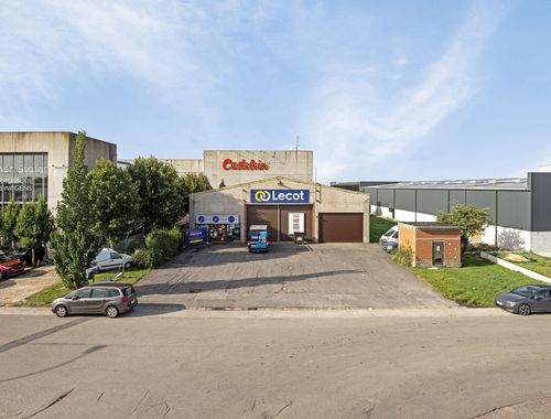                                        Bâtiment d’entreprise à louer à Veurne, € 5.950
