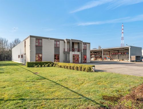                                         Bedrijfsgebouw te koop in Bree, € 1.285.000
