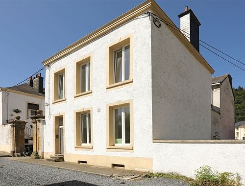                                         Maison à vendre à Bouillon, € 145.000
