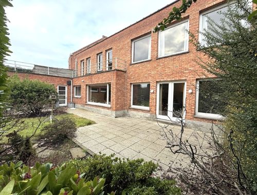                                         Maison à vendre à Sint-Niklaas, € 375.000
