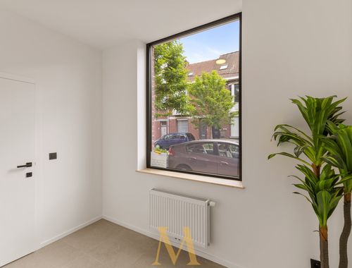                                         Woning te koop in Kortrijk, € 335.000
