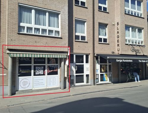                                         Espace de bureaux à vendre à Aalst, € 85.000
