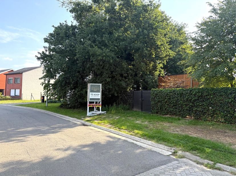 Terrain à vendre
                    à 2560 Nijlen