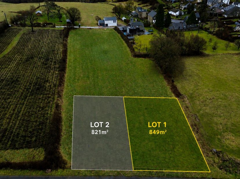 Terrain à vendre à Les Champs Servais,
                    6830 Les Hayons