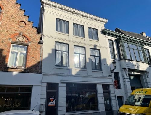                                         Duplex à louer à Brugge, € 750
