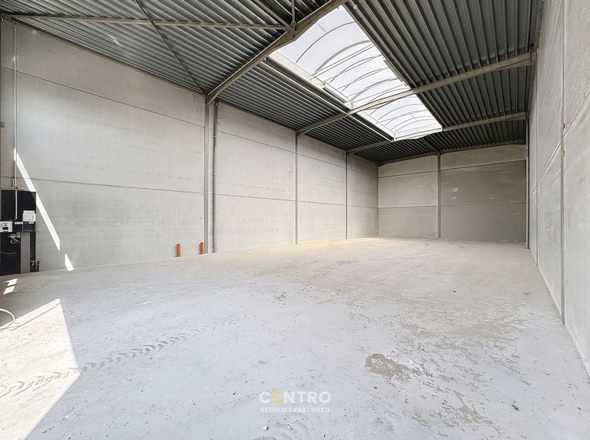 Bien professionnel à vendre
                    à 9900 Eeklo