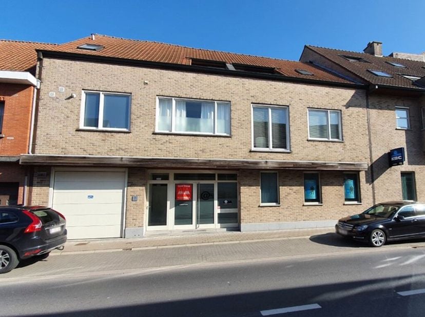Appartement te koop in Dadizeelsestraat 9,
                    8890 Moorslede