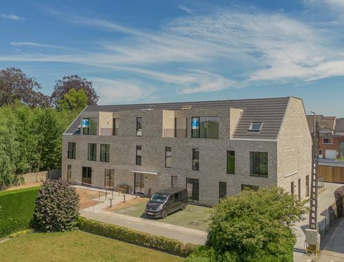                                         Appartement te koop in Moerzeke, € 335.000
