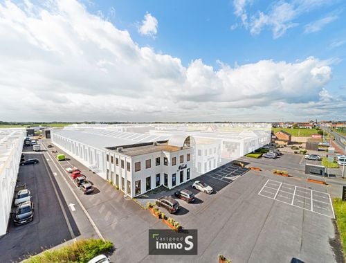                                         Bien commercial à vendre à Middelkerke, € 475.000
