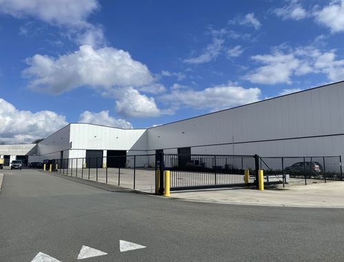                                         Magazijn met bureel te koop in Lummen, € 5.350.000
