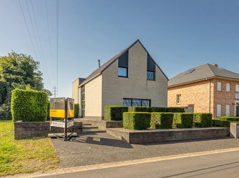 Huis te koop in Sint-Ritastraat 11,
                    2400 Mol