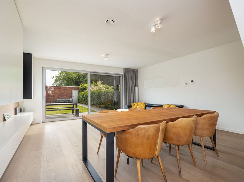 Huis te koop in Reetsesteenweg 177,
                    2630 Aartselaar