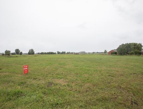                                        Landbouwgrond te koop in Eernegem, € 153.000
