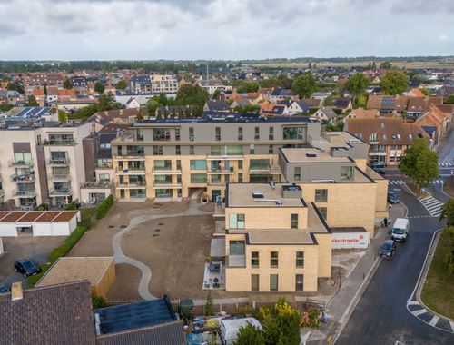                                         Commerce à vendre à Veurne, € 364.000
