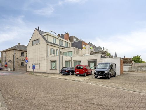                                         Bureaux à vendre à Arendonk, € 395.000
