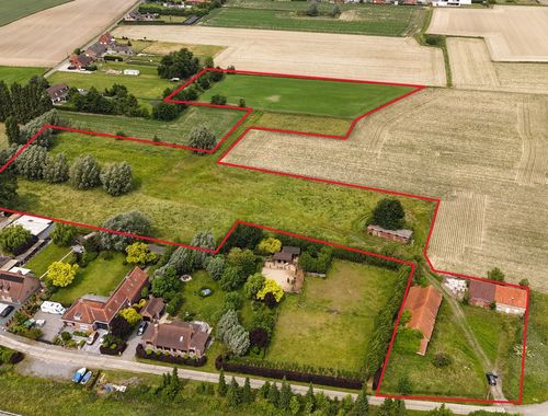                                         Hoeve te koop in Ardooie, € 295.000
