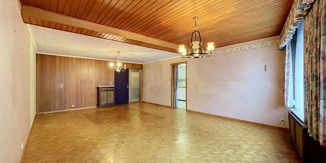 Appartement te koop in Kerkplein 7 bus 2, 8870 Izegem