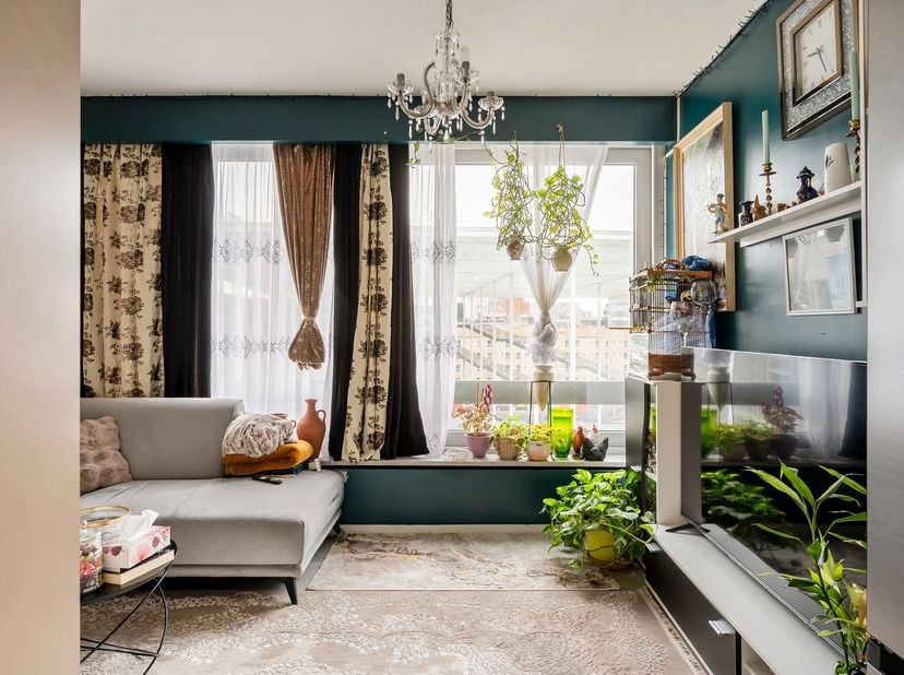 Op een absolute toplocatie in het bruisend culturele hart van Antwerpen bevindt zich deze charmante studio van ca. 45 m², met het Theaterplein en de V
