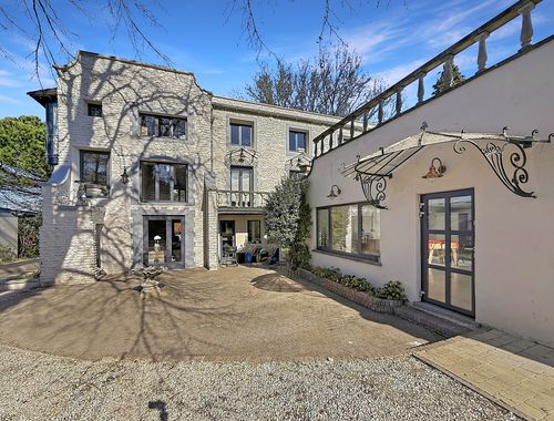                                         Maison exceptionnelle à vendre à Genval, € 1.190.000

