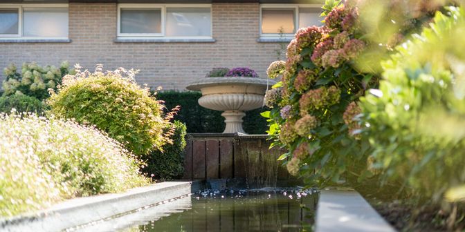 Bien professionnel à vendre à Bruggestraat 83, 8750 Zwevezele