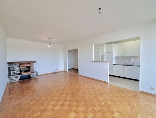                                         Appartement à louer à Dendermonde, € 670
