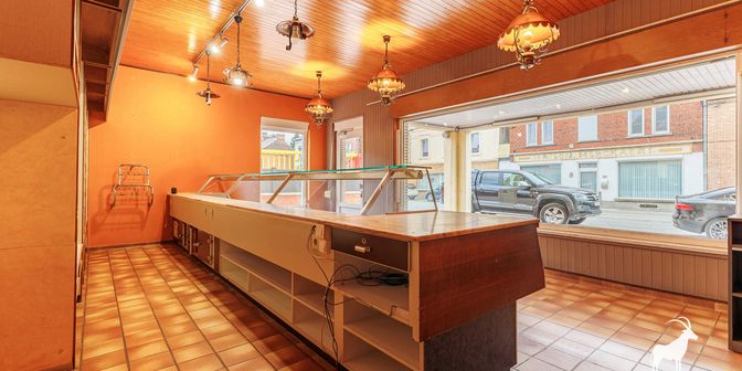 Bien professionnel à vendre à 6183 Trazegnies