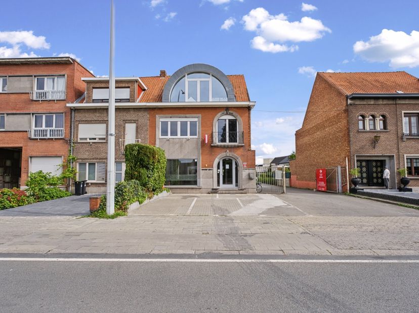 Bien professionnel à vendre à Antwerpsesteenweg 54,
                    2800 Mechelen