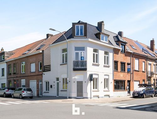                                         Woning te koop in Sint-Andries, € 349.000
