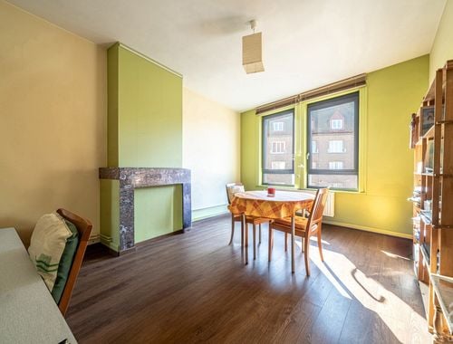                                         Appartement te huur in Tournai, € 700
